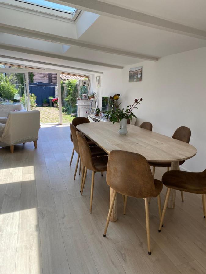 Cote Court Bed & Breakfast L'Isle-sur-la-Sorgue Exterior photo